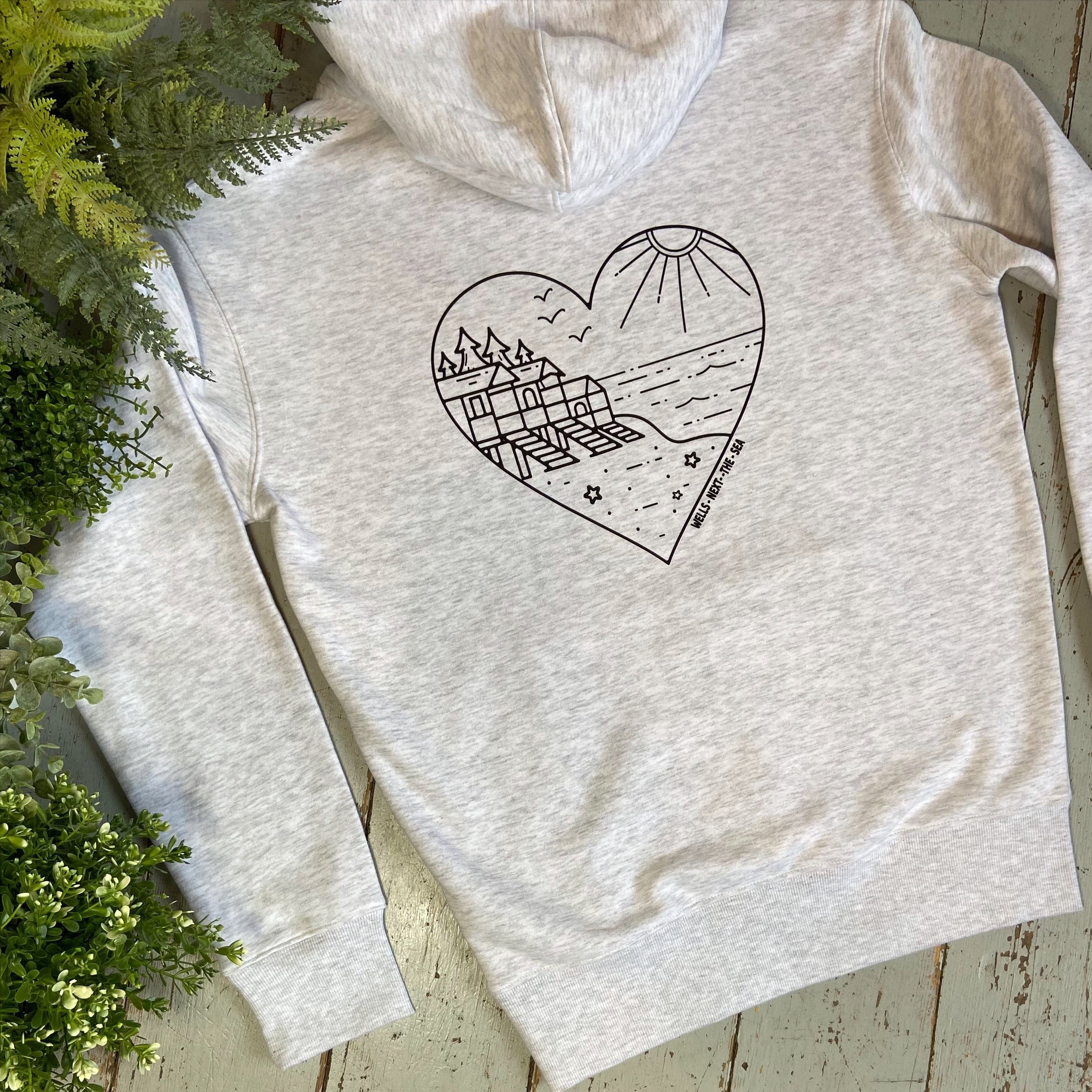 Wells-Next-The-Sea Heart Organic Hoodie – Glitter & Mud